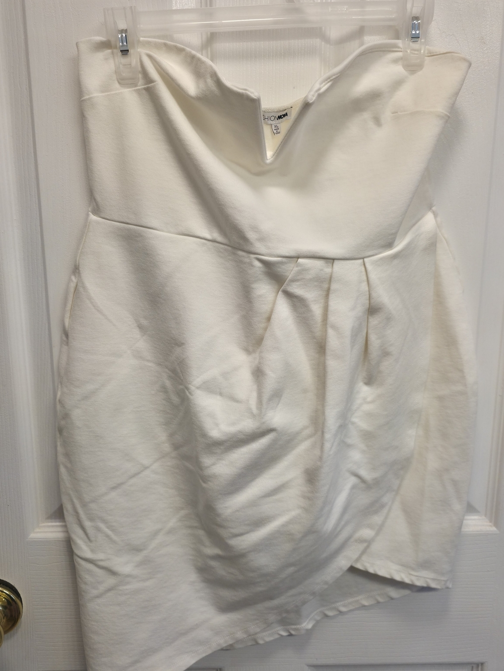 Womens Fashion Nova Ivory Strapless V-Notch Mini Dress